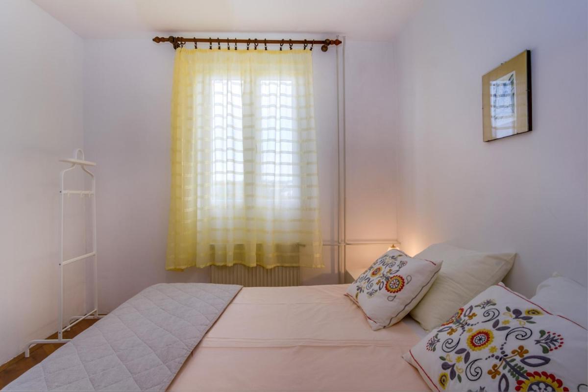 Apartmani Nadalina Veli Lošinj Exteriör bild