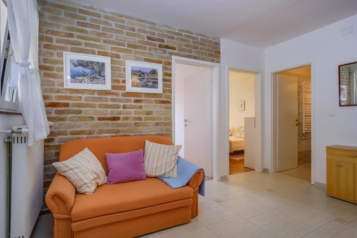 Apartmani Nadalina Veli Lošinj Exteriör bild