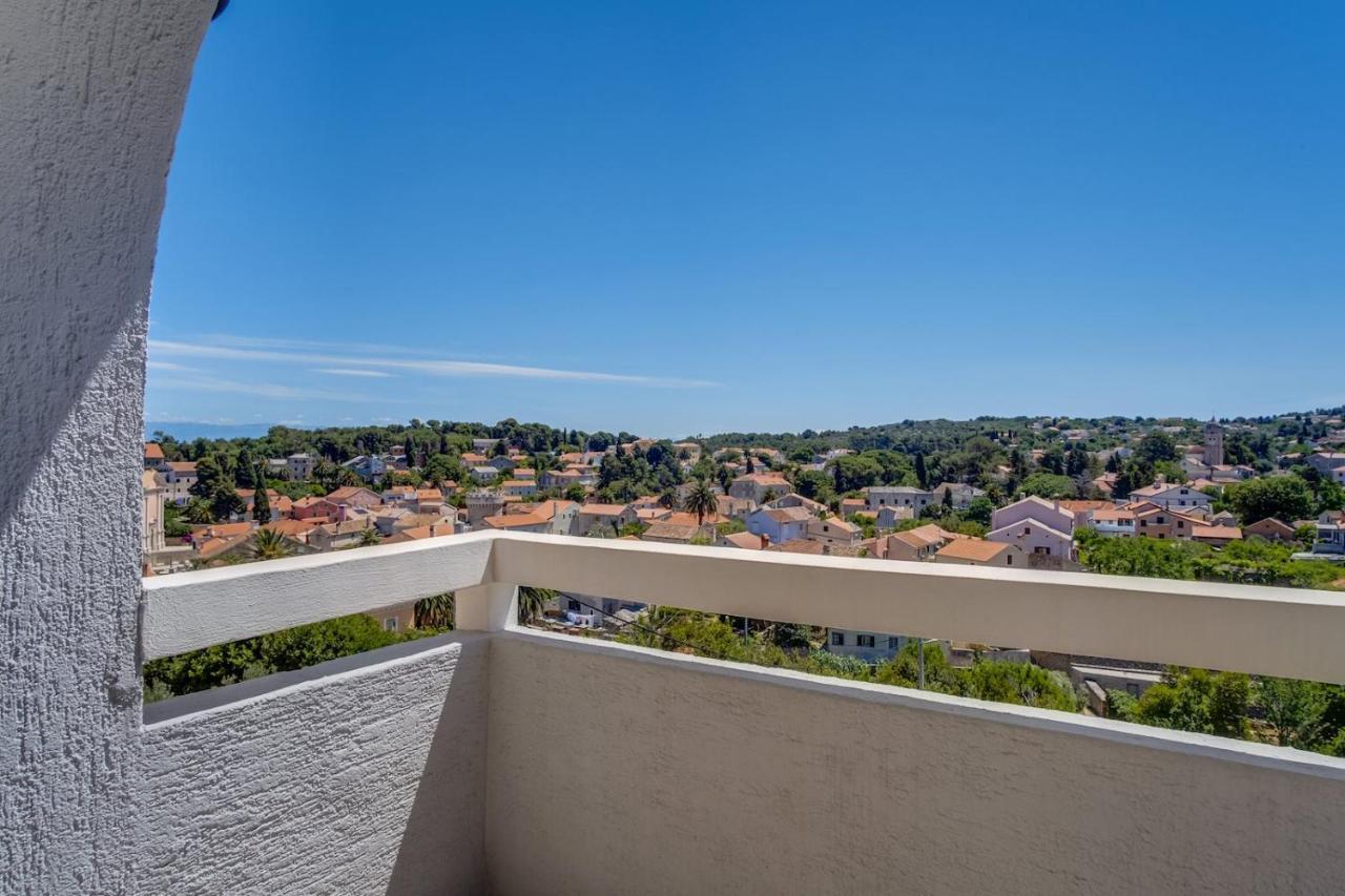 Apartmani Nadalina Veli Lošinj Exteriör bild