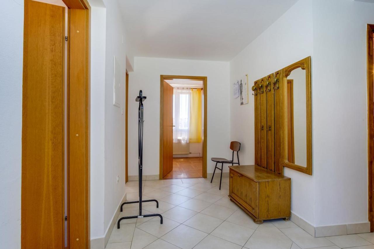 Apartmani Nadalina Veli Lošinj Exteriör bild